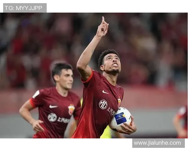 柔佛球员艾曼:尽管场地困难我们依然全力专注于比赛